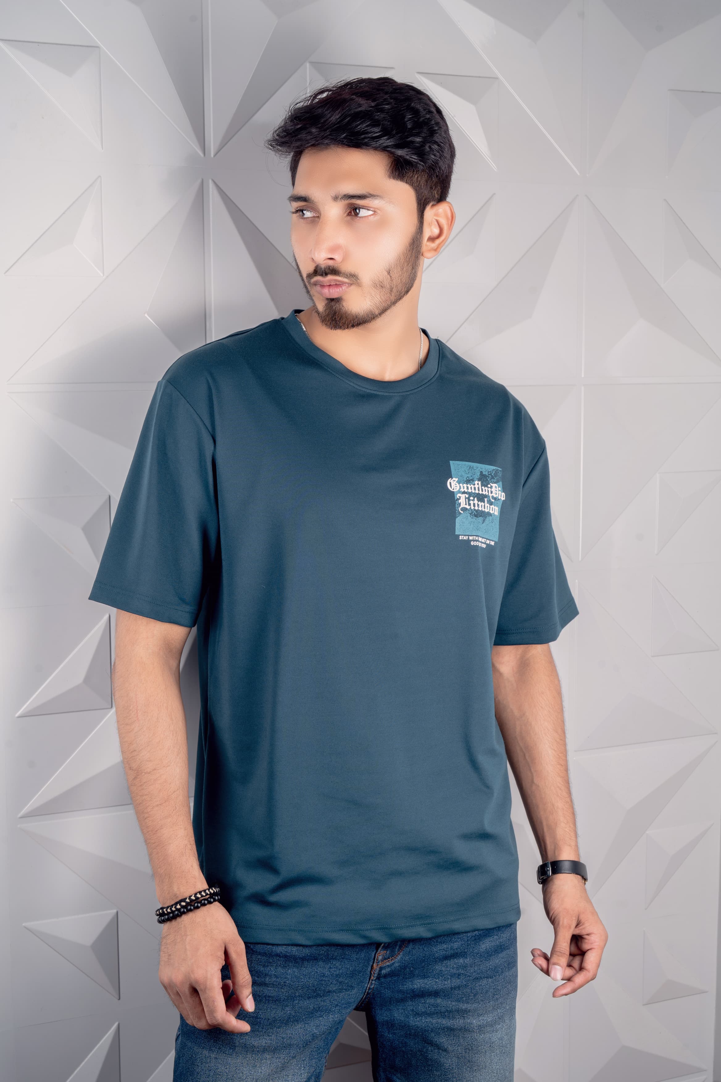 T-shirt/code-E