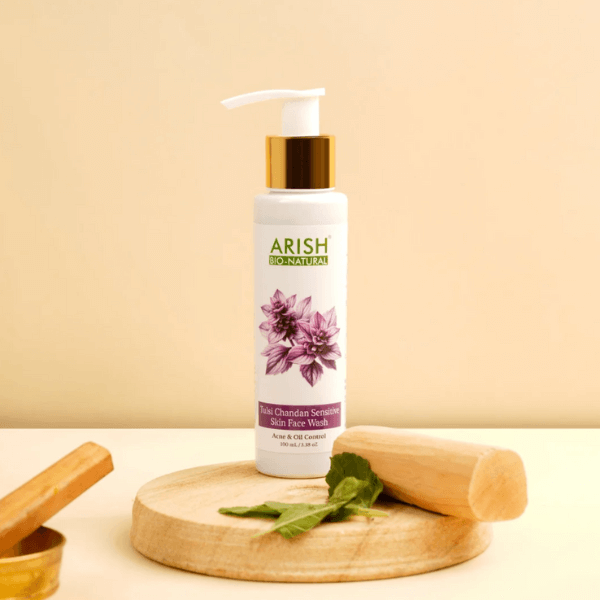 Tulsi Chandan Face Wash